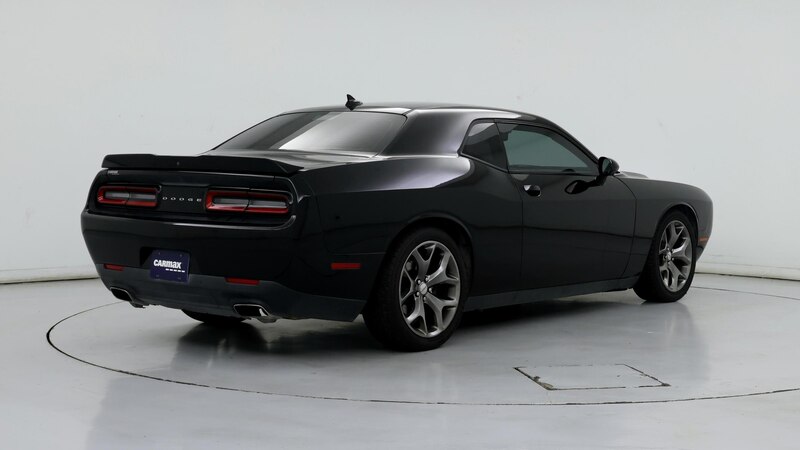 2015 Dodge Challenger SXT 8