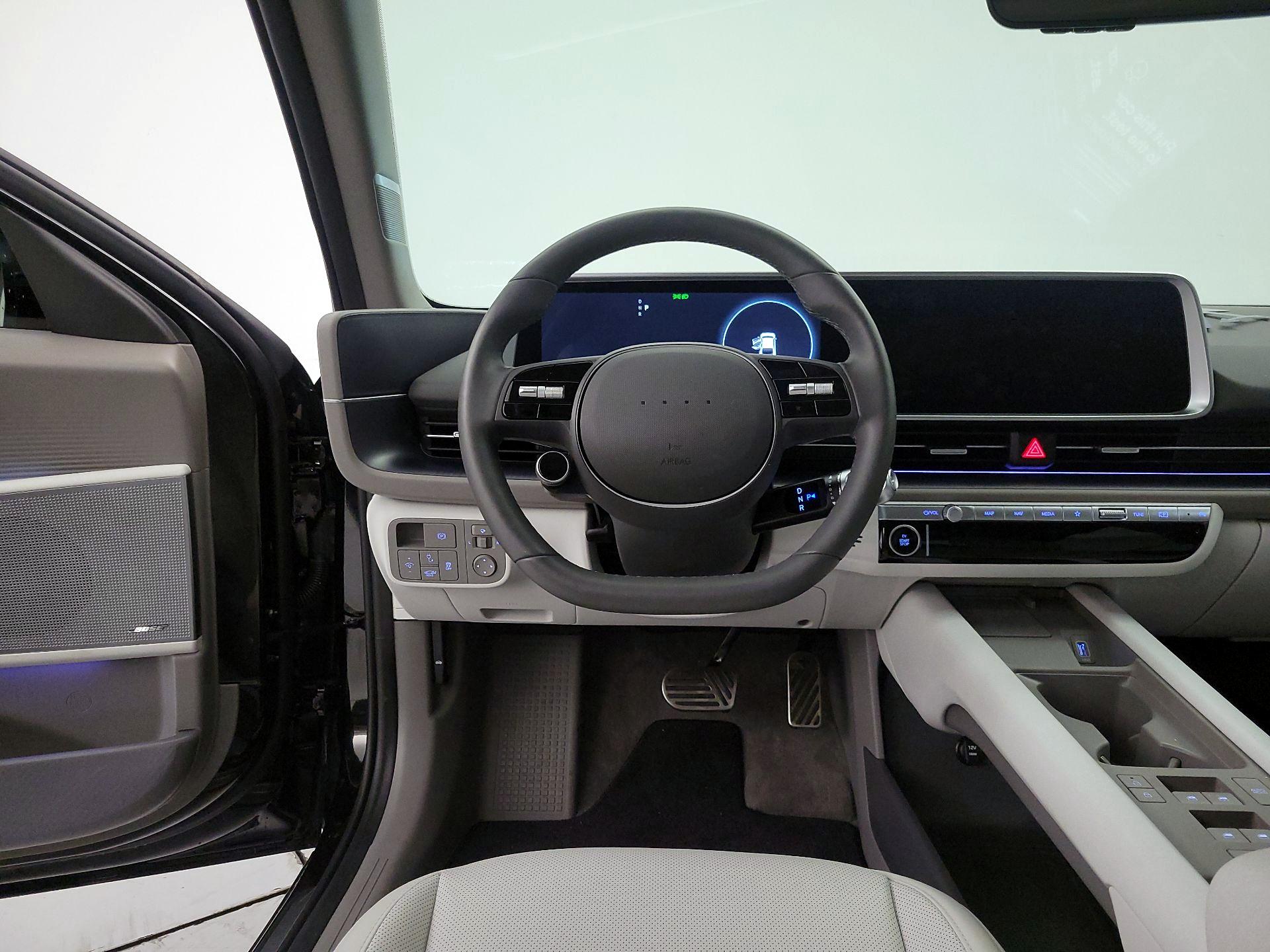 Thumbnail: 2023 Hyundai Ioniq 6 - 10