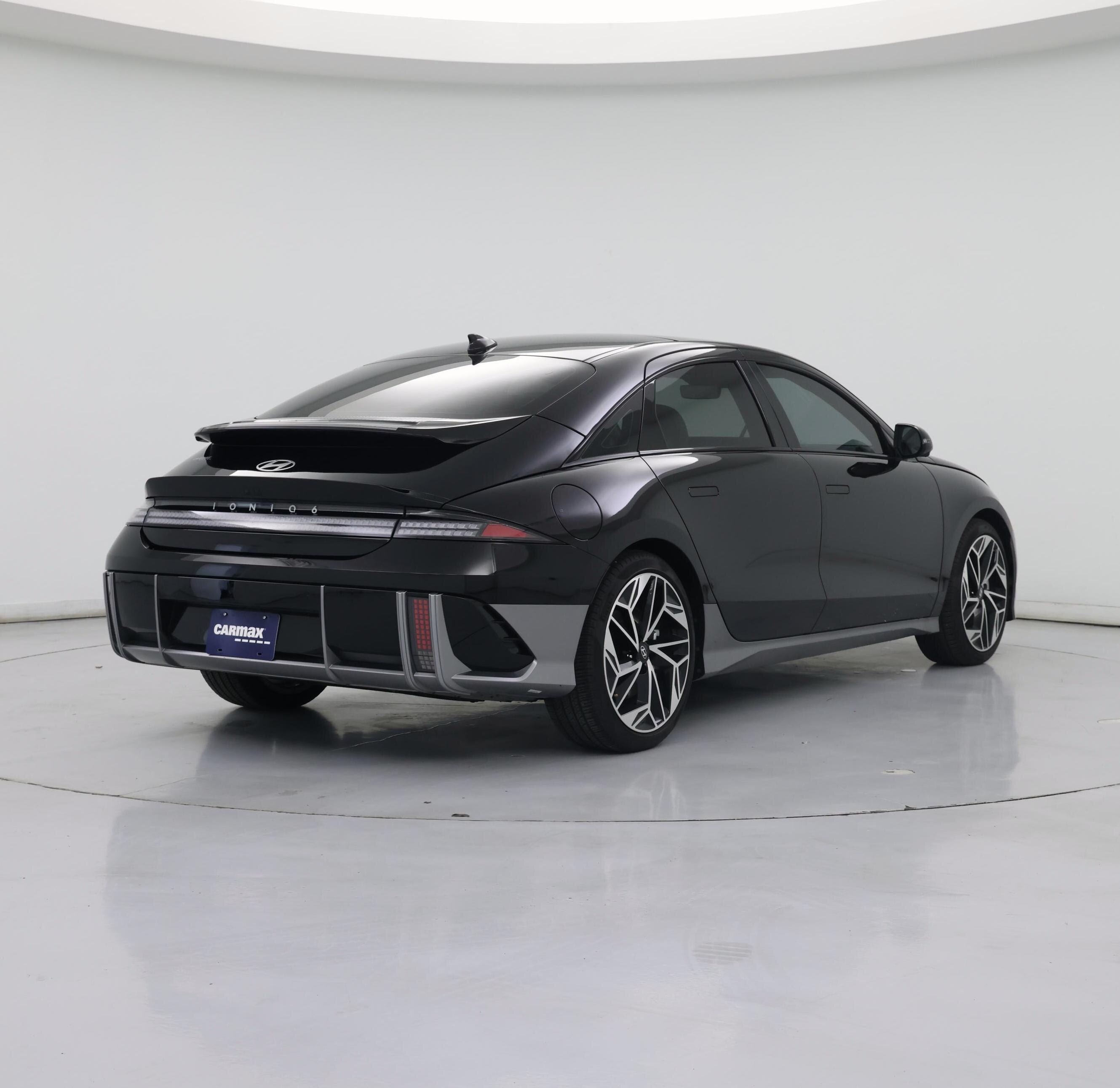 Thumbnail: 2023 Hyundai Ioniq 6 - 8