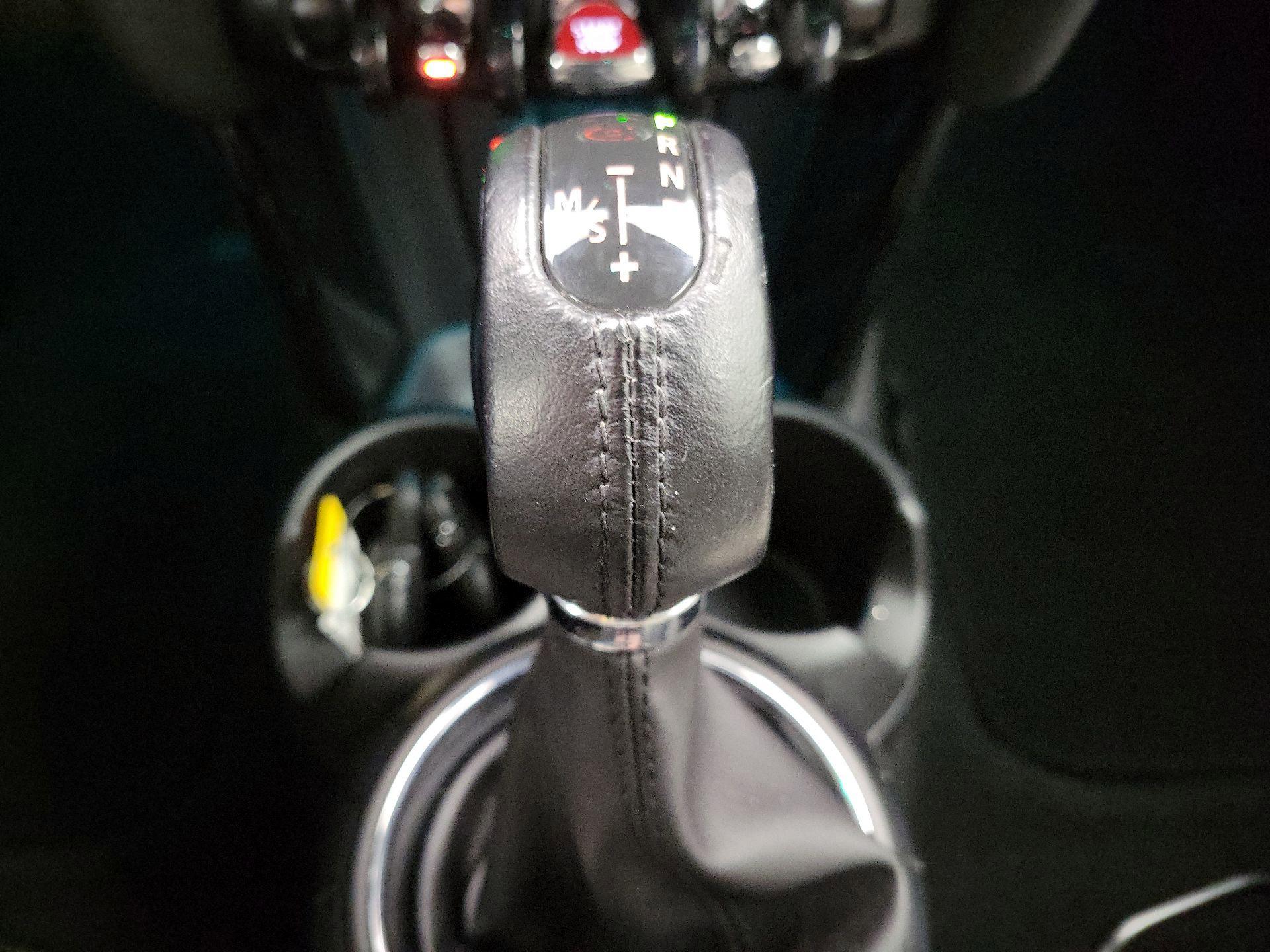 Thumbnail: 2016 MINI Cooper - 15
