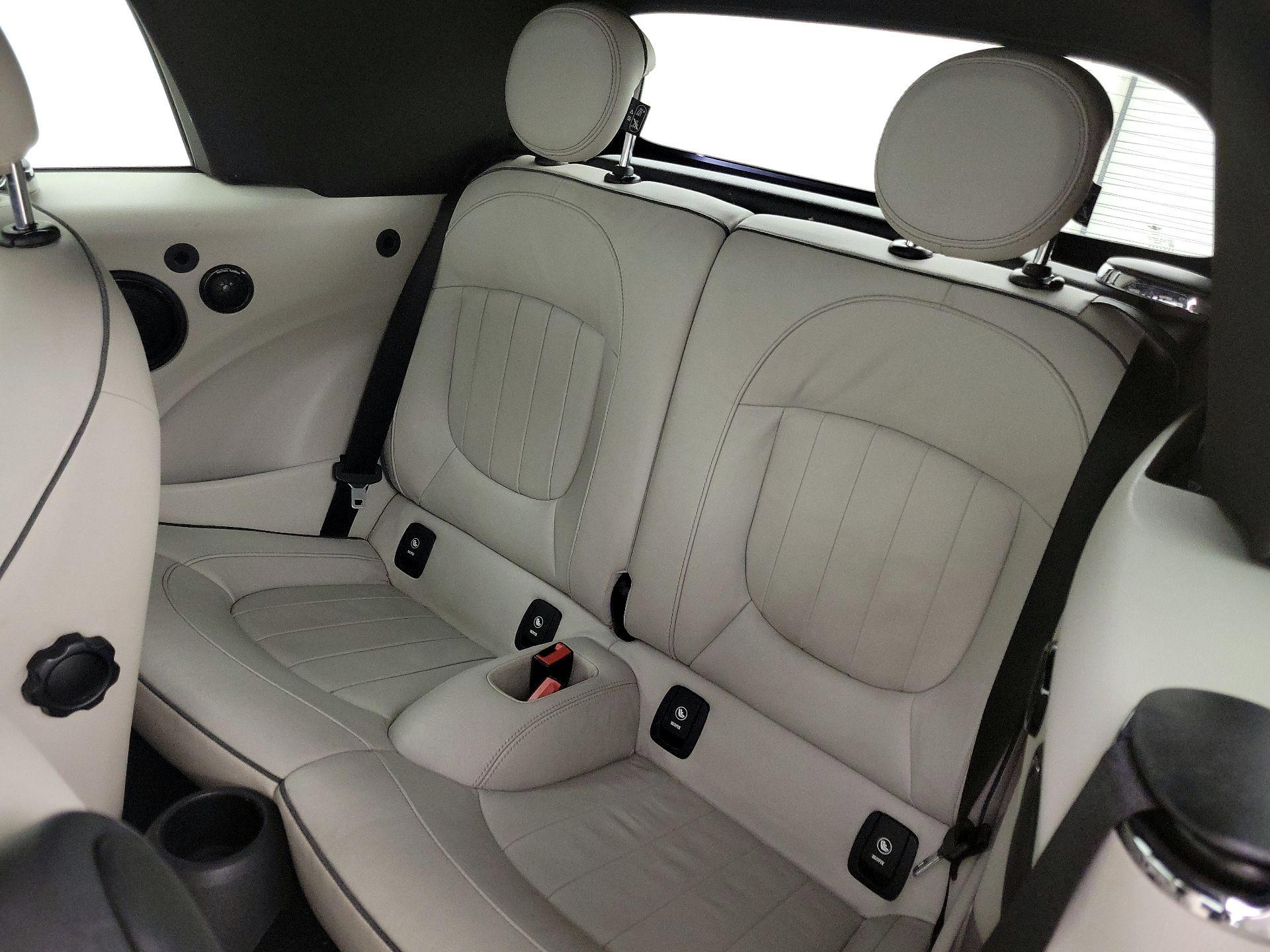 Thumbnail: 2016 MINI Cooper - 16