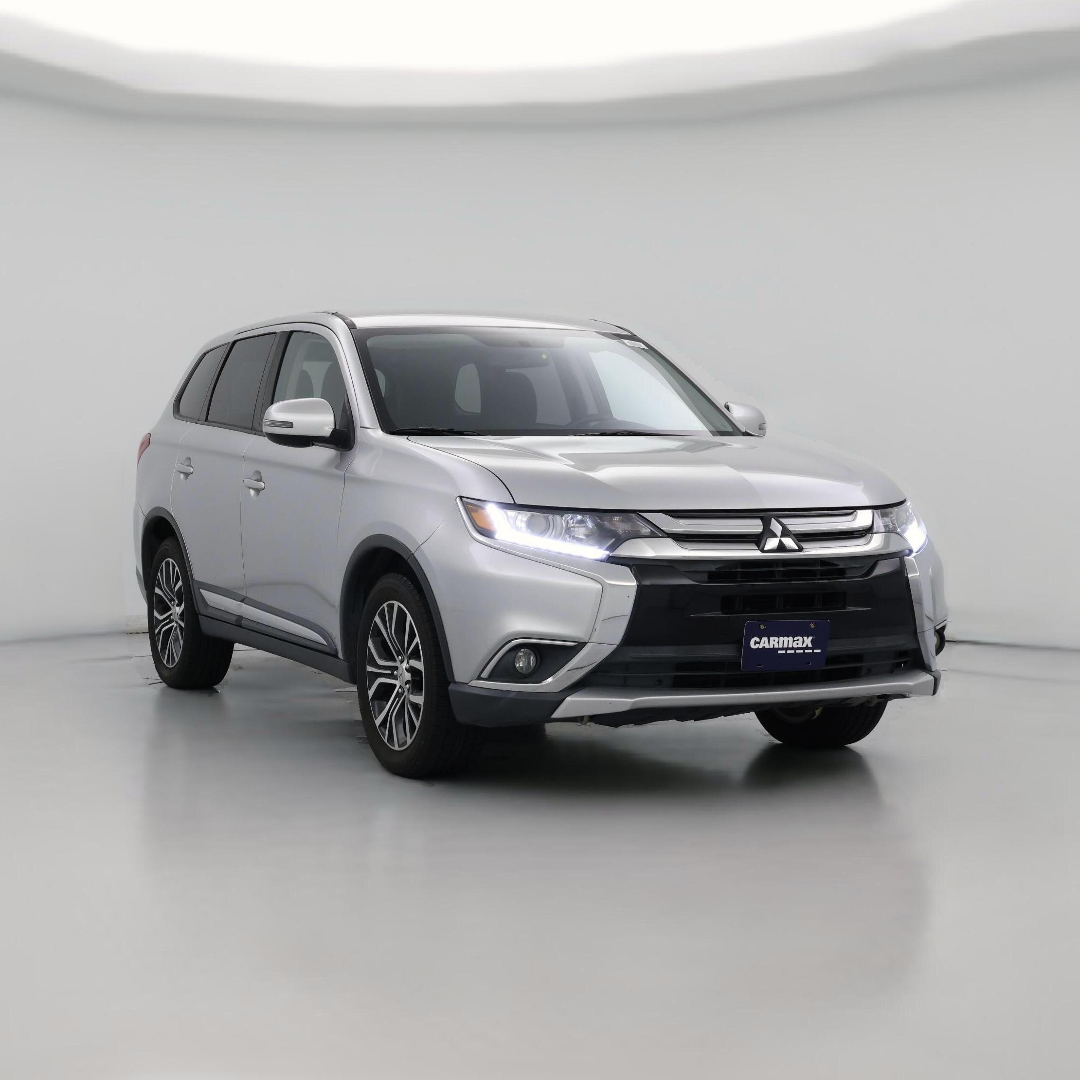 Thumbnail: 2018 Mitsubishi Outlander - 1