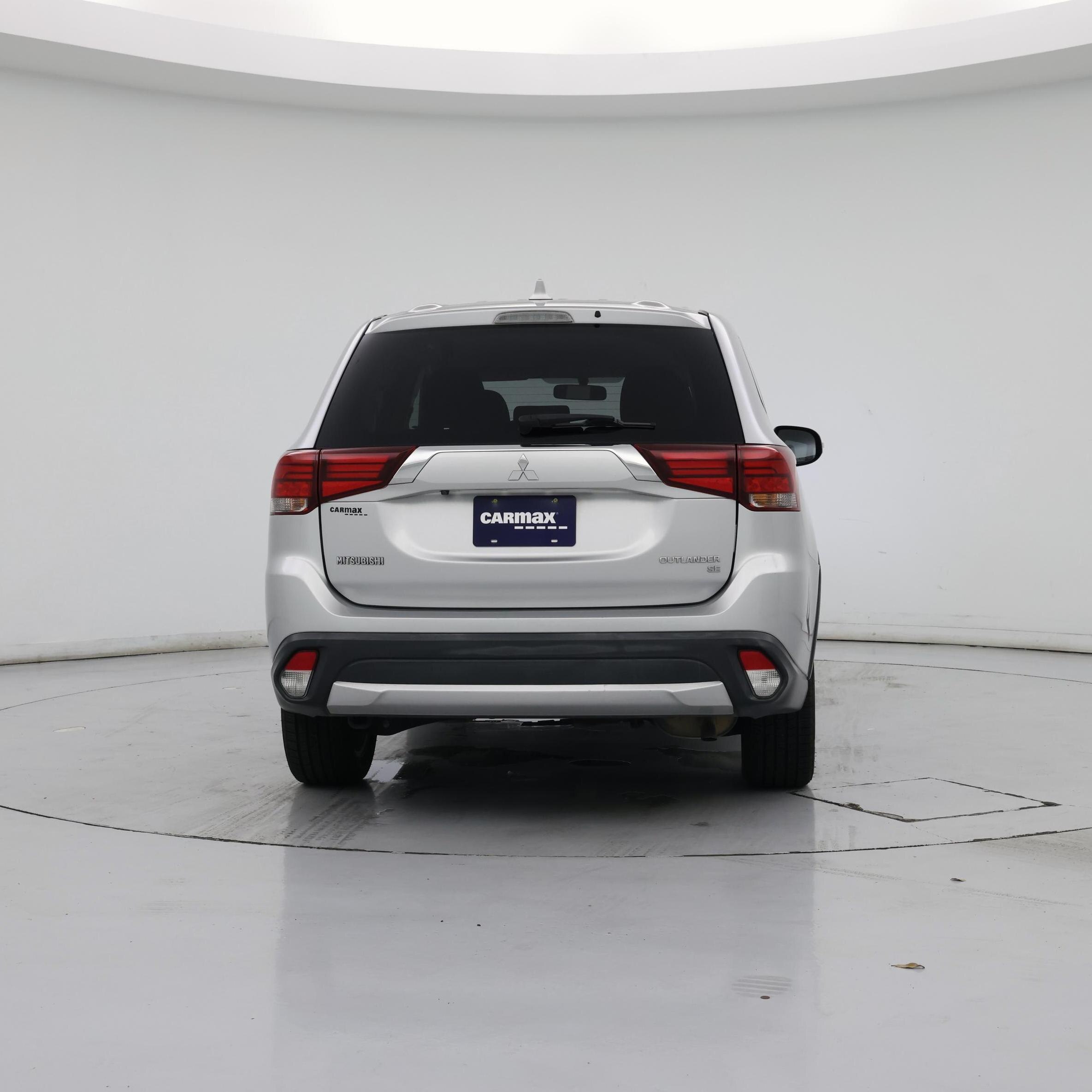 Thumbnail: 2018 Mitsubishi Outlander - 6
