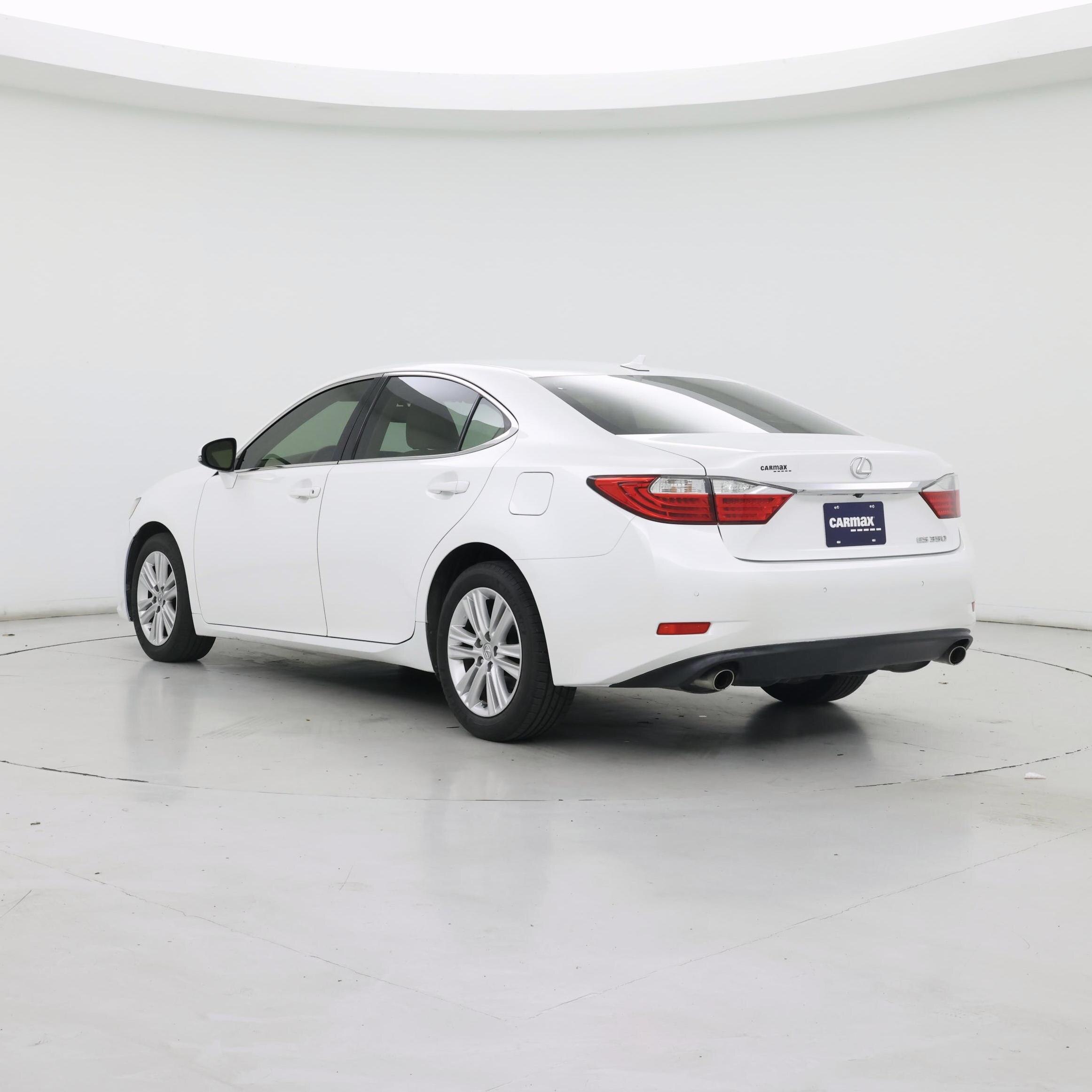 Thumbnail: 2013 Lexus ES - 2