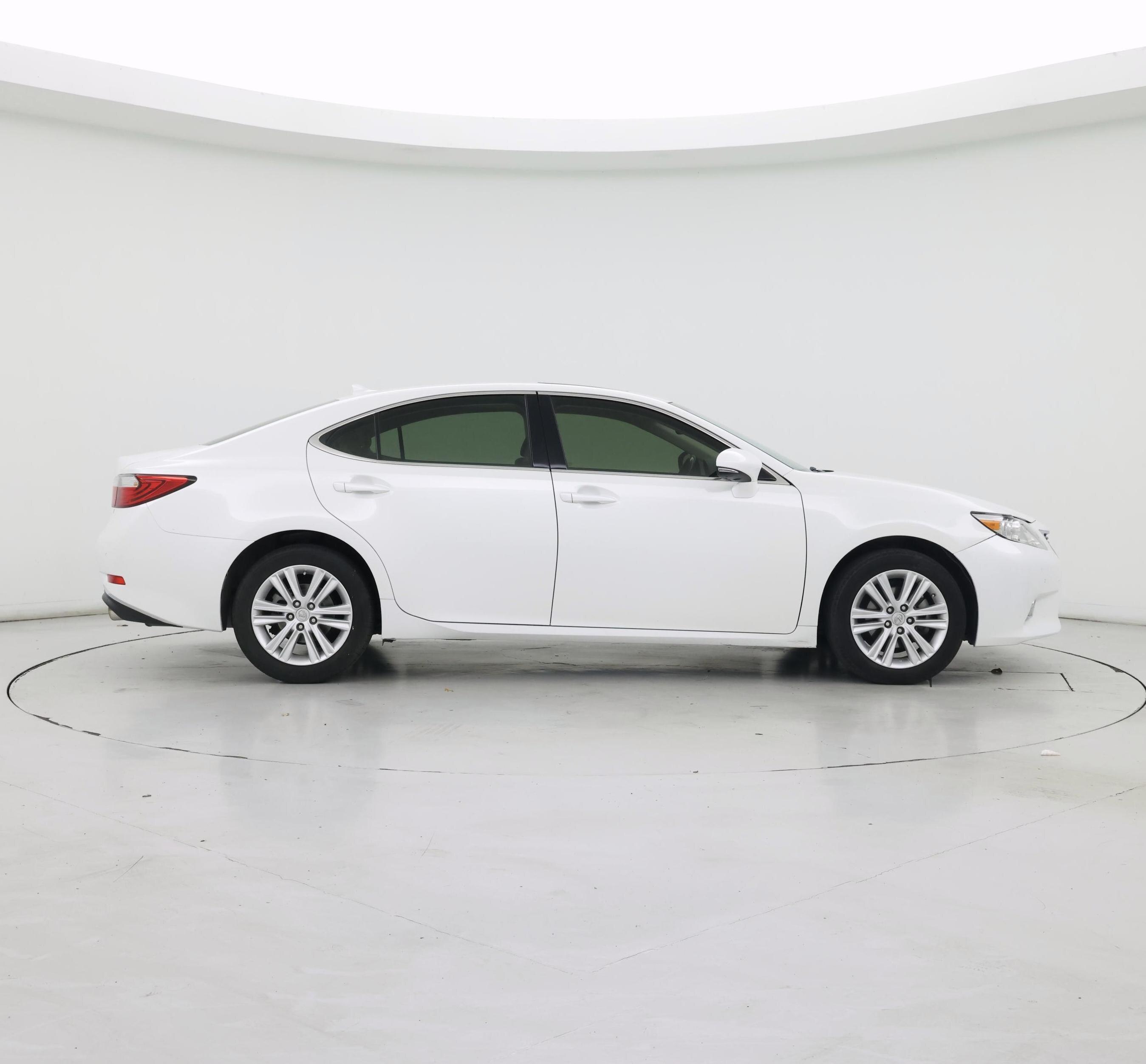 Thumbnail: 2013 Lexus ES - 7