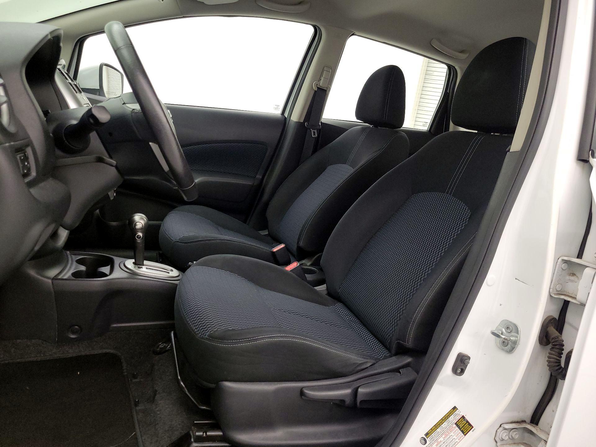 Thumbnail: 2016 Nissan Versa Note - 11