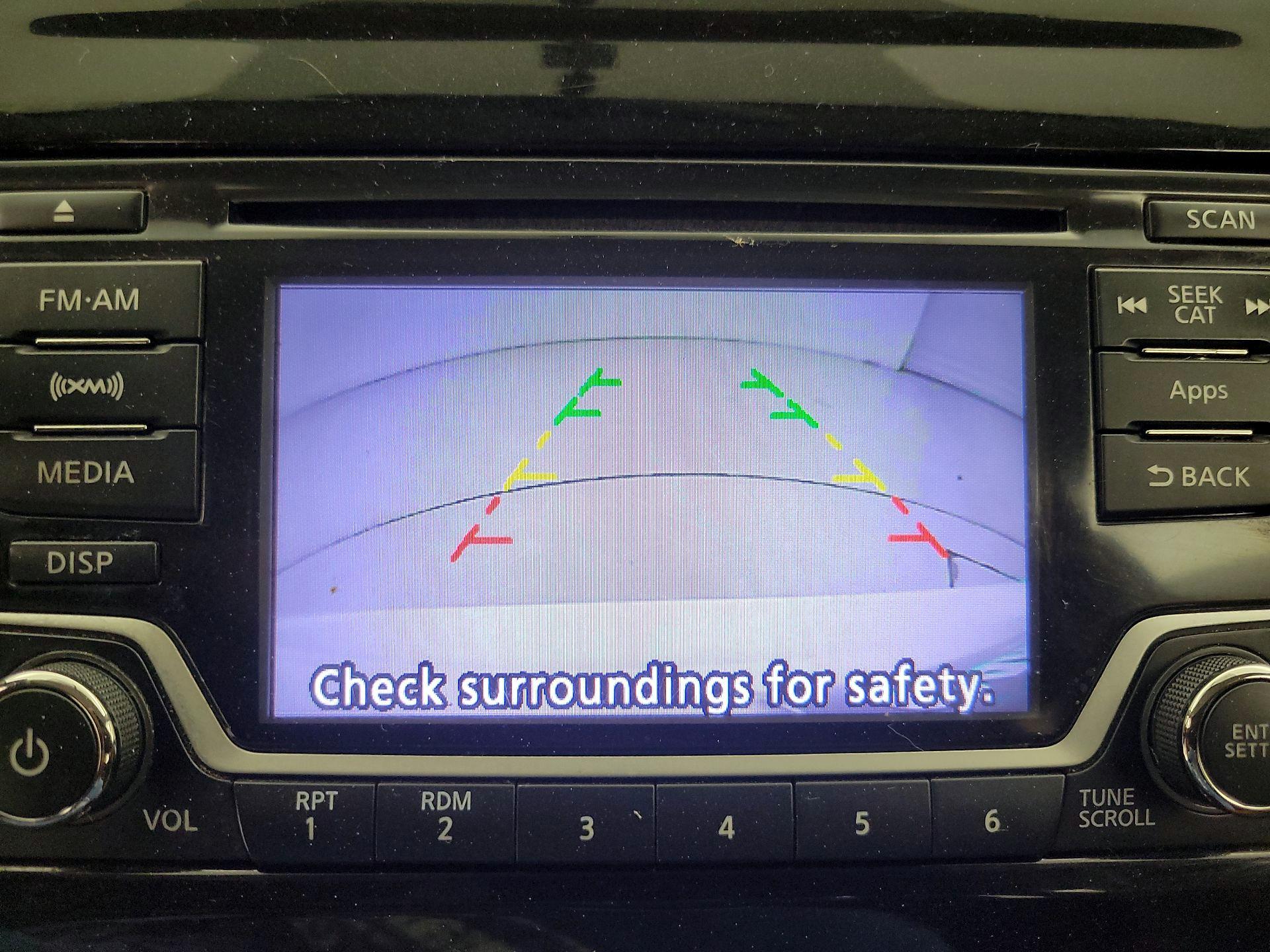 Thumbnail: 2016 Nissan Versa Note - 14