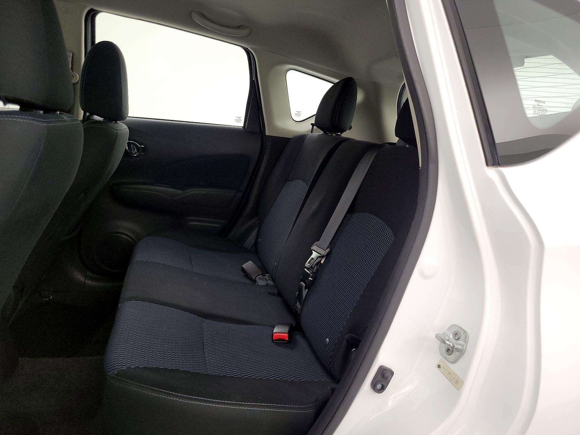 Thumbnail: 2016 Nissan Versa Note - 19