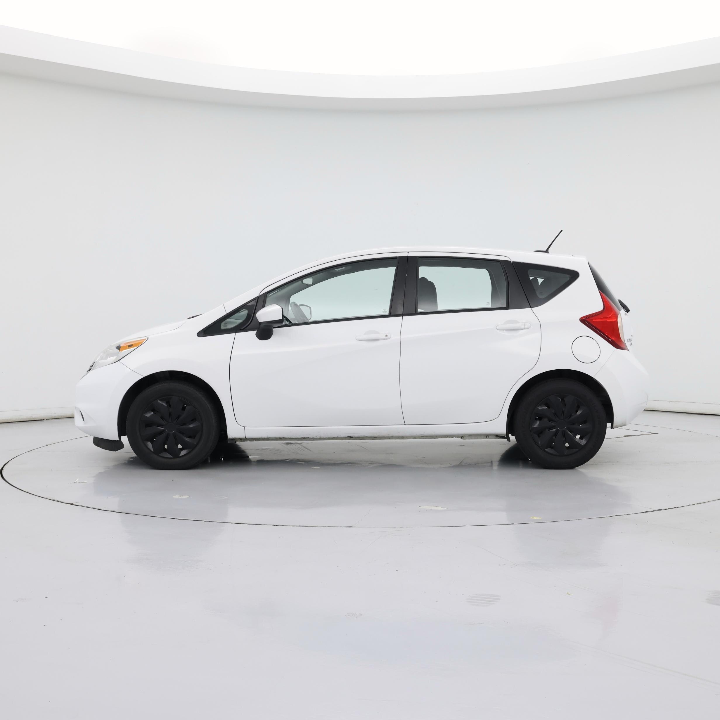 Thumbnail: 2016 Nissan Versa Note - 3
