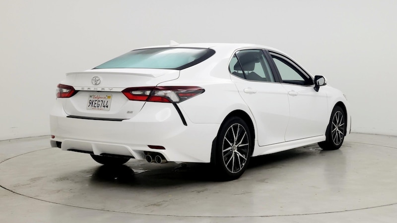 2024 Toyota Camry SE 8