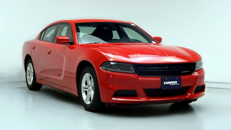 2022 Dodge Charger SXT Hero Image