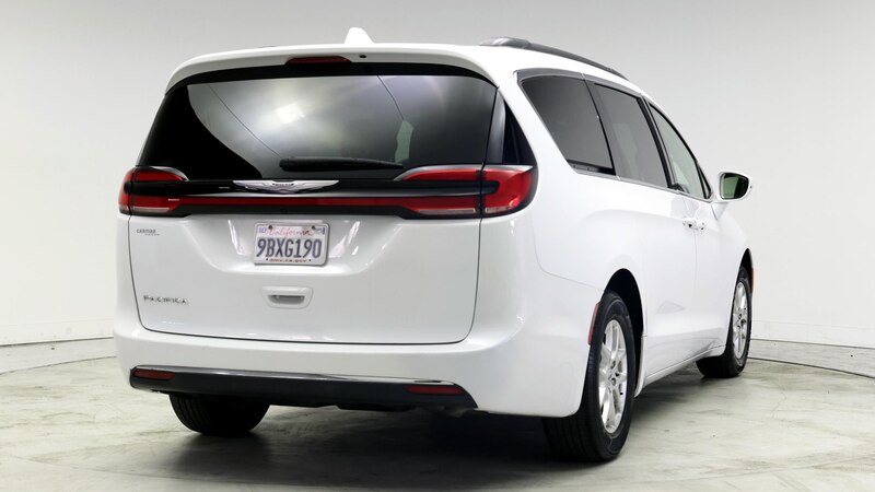 2022 Chrysler Pacifica Touring L 8