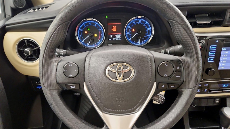 2017 Toyota Corolla LE 10