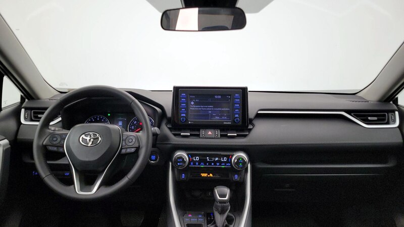 2022 Toyota RAV4 XLE Premium 9