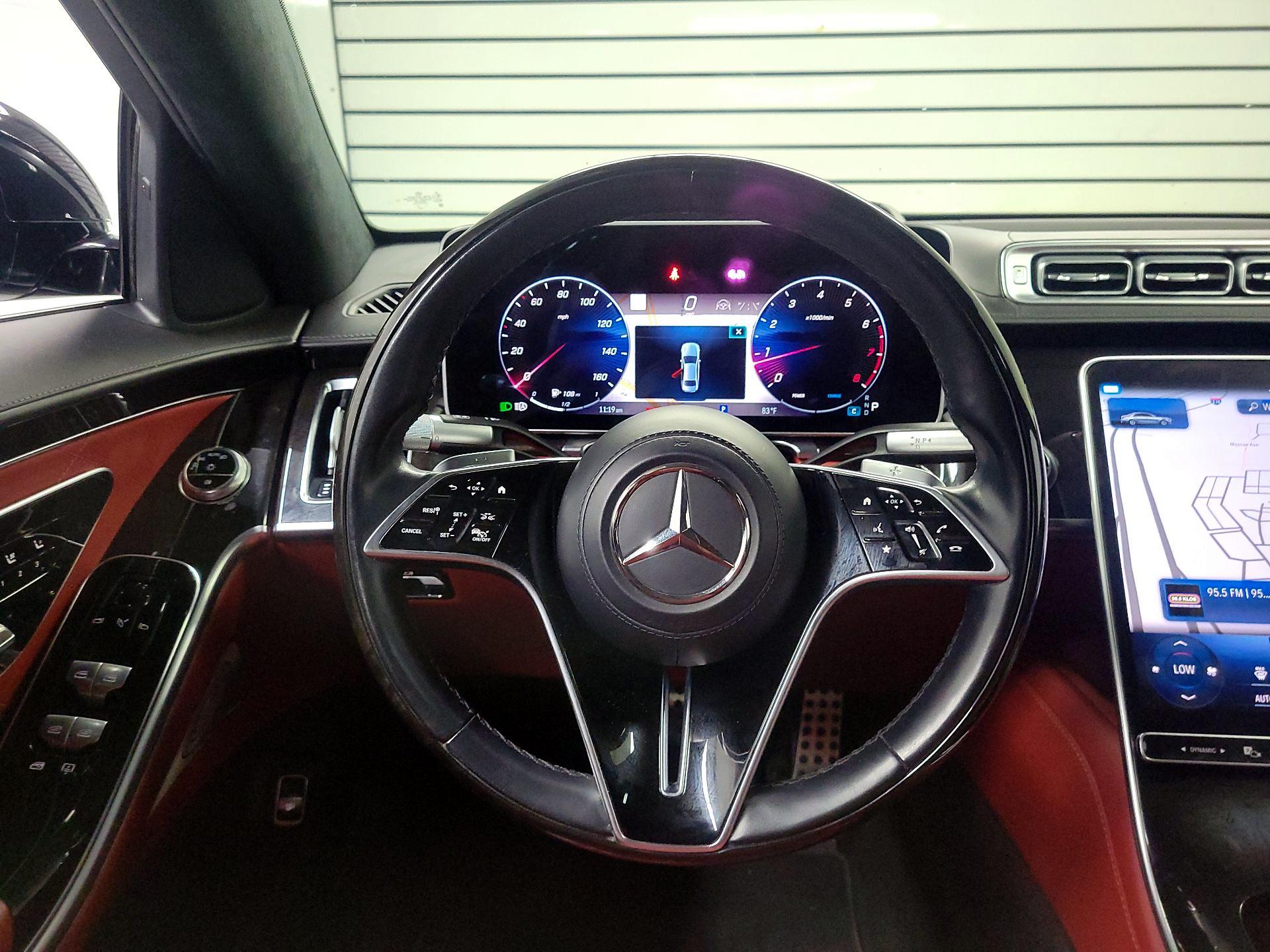 Thumbnail: 2021 Mercedes-Benz S-Class - 10