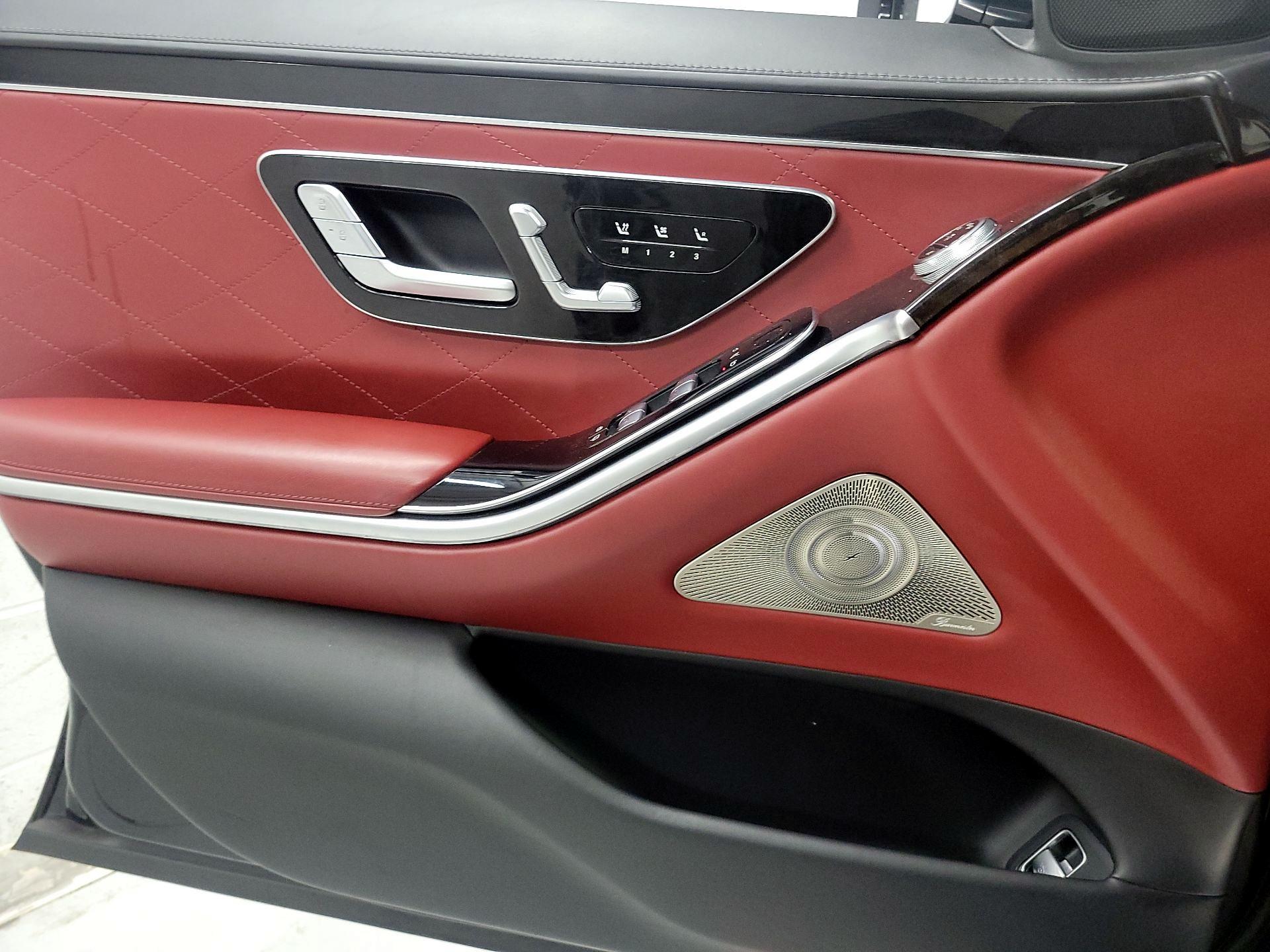 Thumbnail: 2021 Mercedes-Benz S-Class - 12