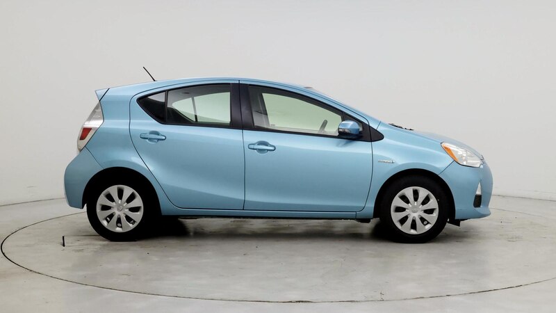 2014 Toyota Prius c Four 7