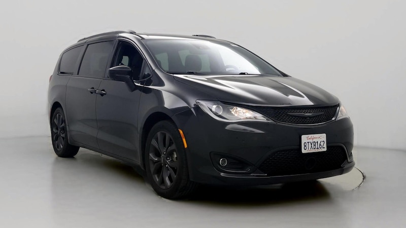 2020 Chrysler Pacifica Touring Hero Image