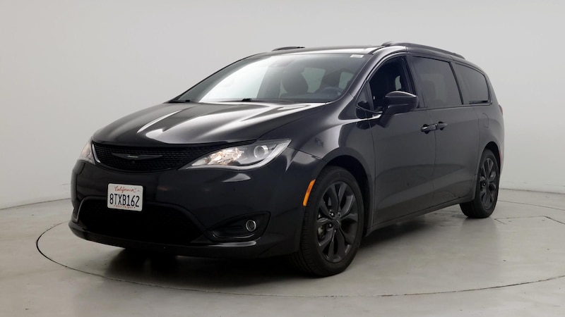 2020 Chrysler Pacifica Touring 4