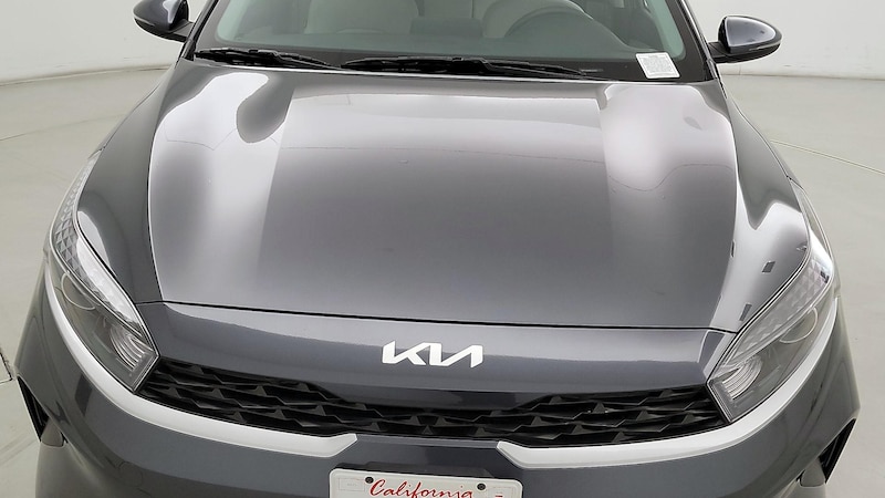 2022 Kia Forte LXS 2