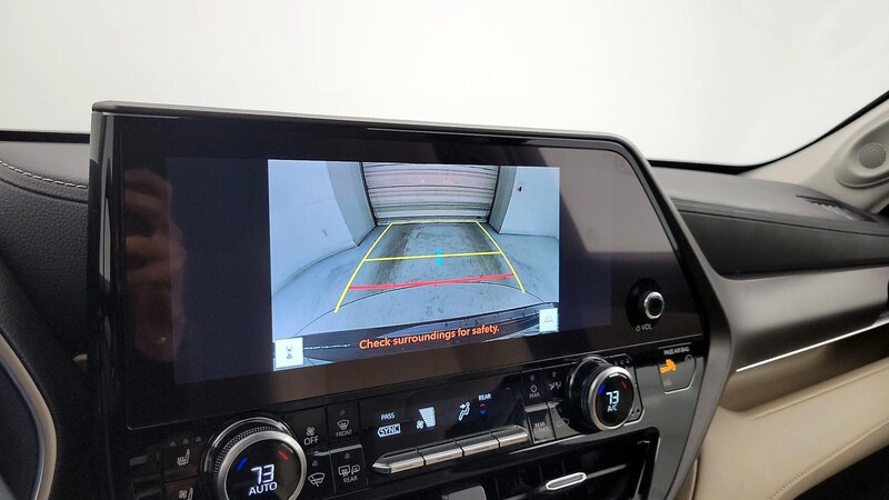 2023 Toyota Highlander Limited 14