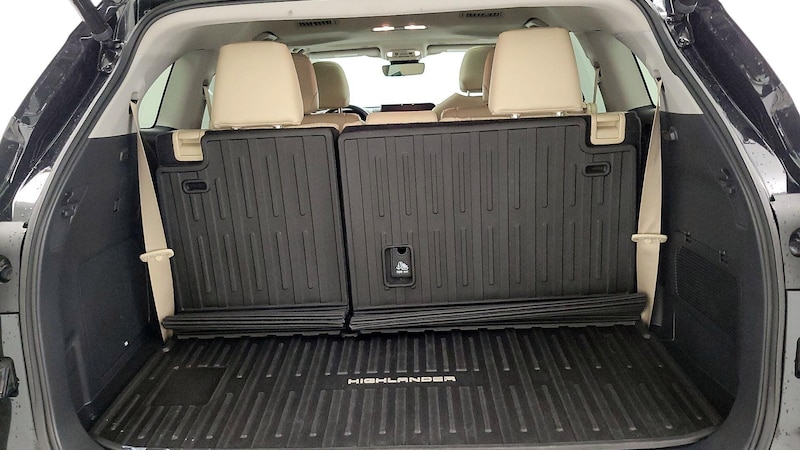 2023 Toyota Highlander Limited 22
