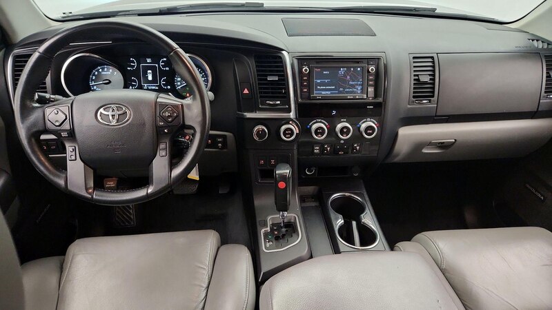 2018 Toyota Sequoia Limited 9