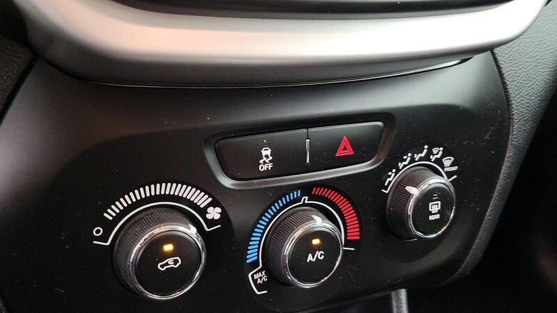 2014 Jeep Cherokee Sport 15