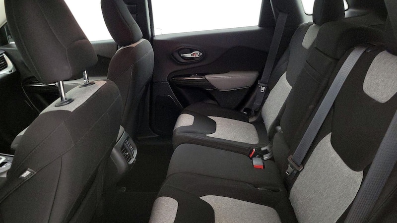 2014 Jeep Cherokee Sport 18