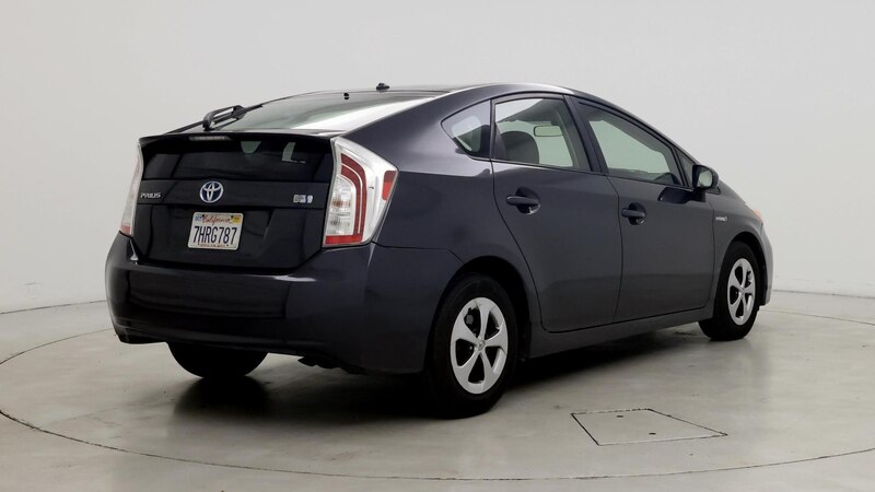 2015 Toyota Prius Two 8