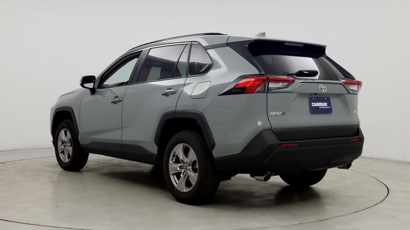 2023 Toyota RAV4 XLE 2