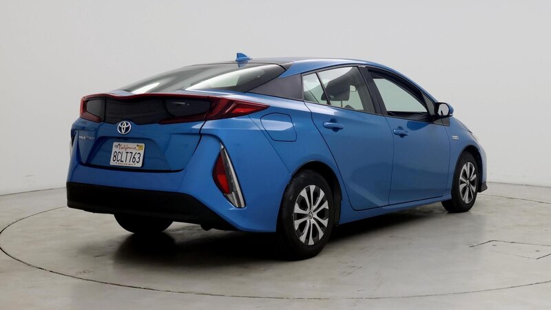 2017 Toyota Prius Prime Premium 8