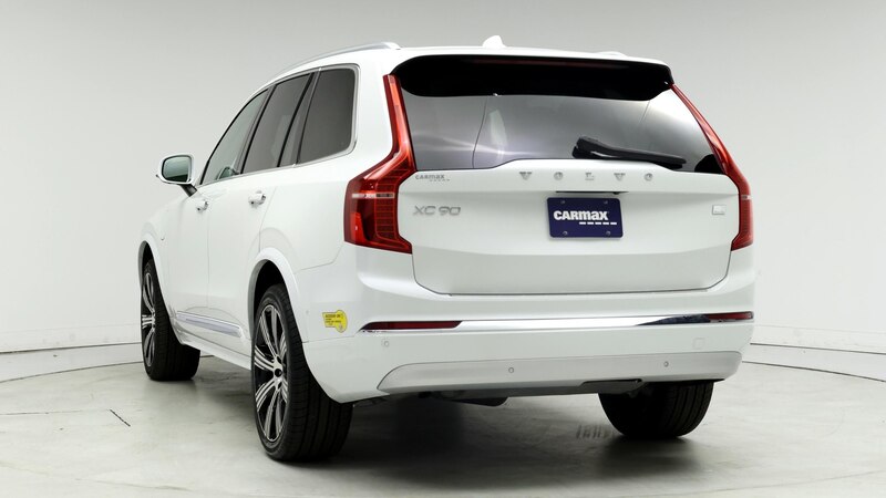 2022 Volvo XC90 T8 Inscription 2