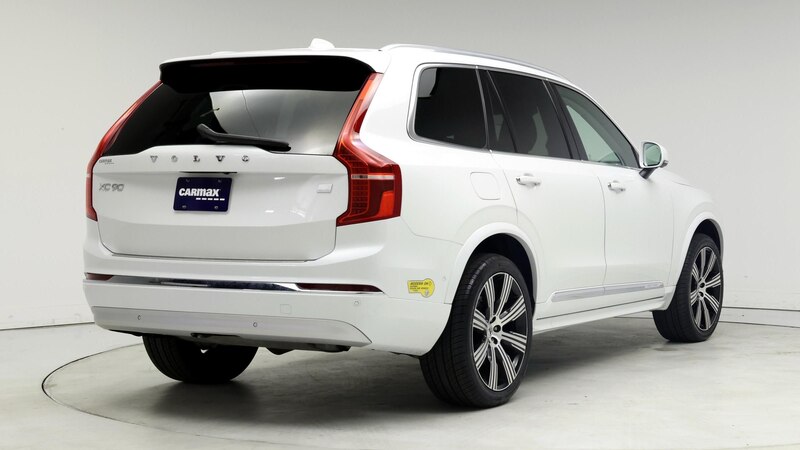 2022 Volvo XC90 T8 Inscription 8