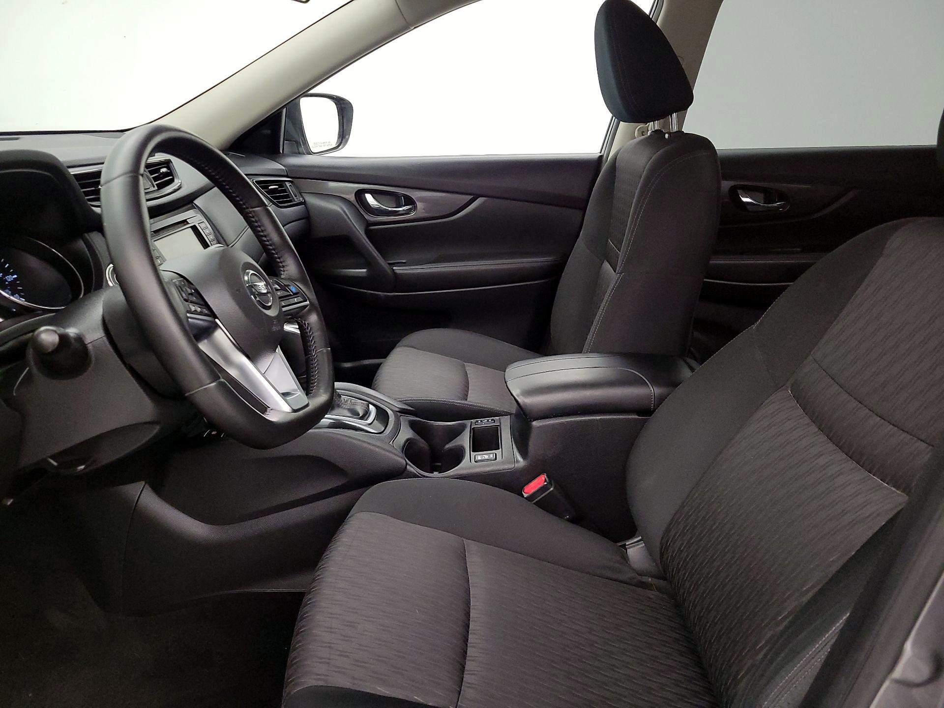 Thumbnail: 2019 Nissan Rogue - 11