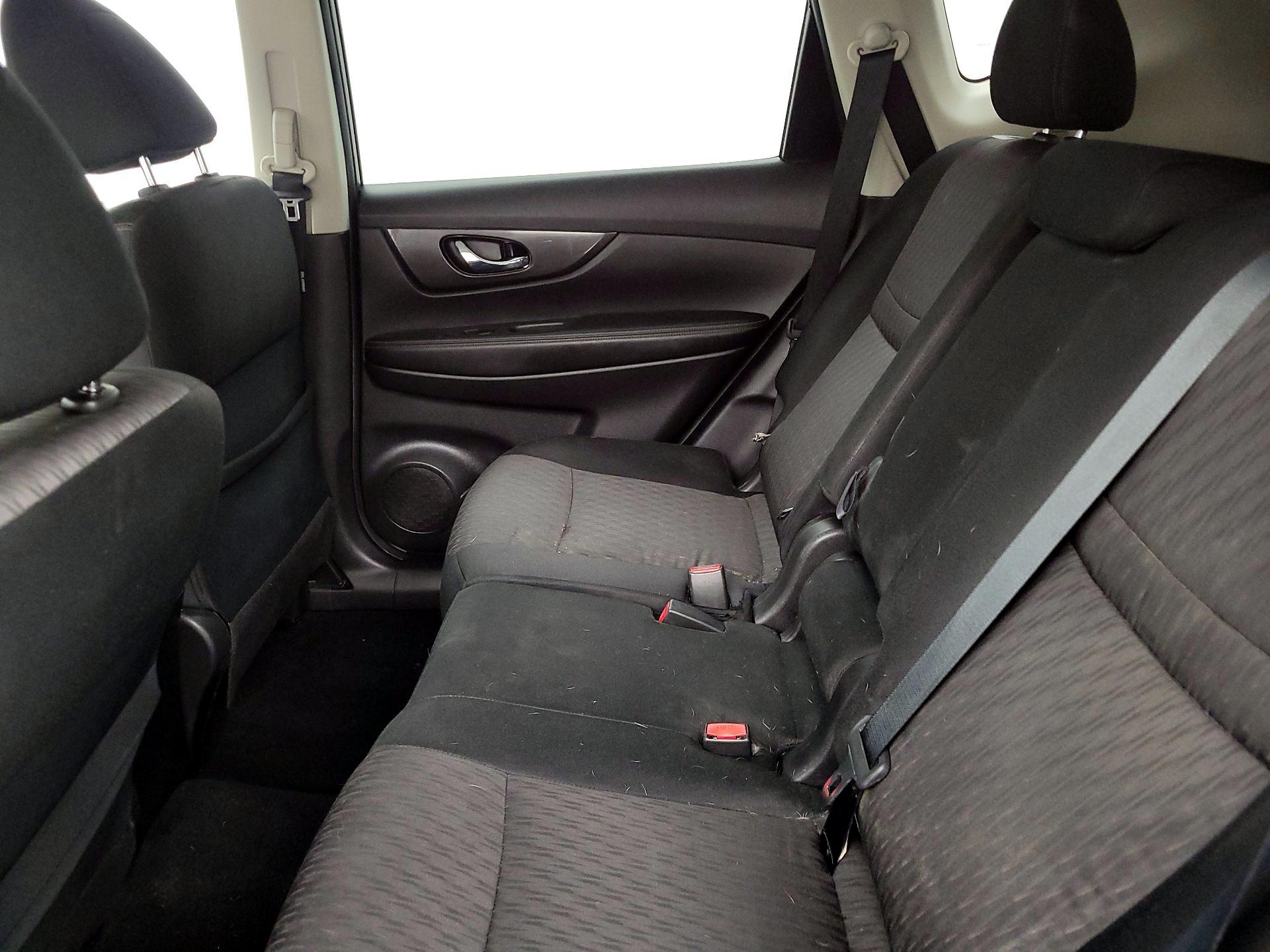 Thumbnail: 2019 Nissan Rogue - 19