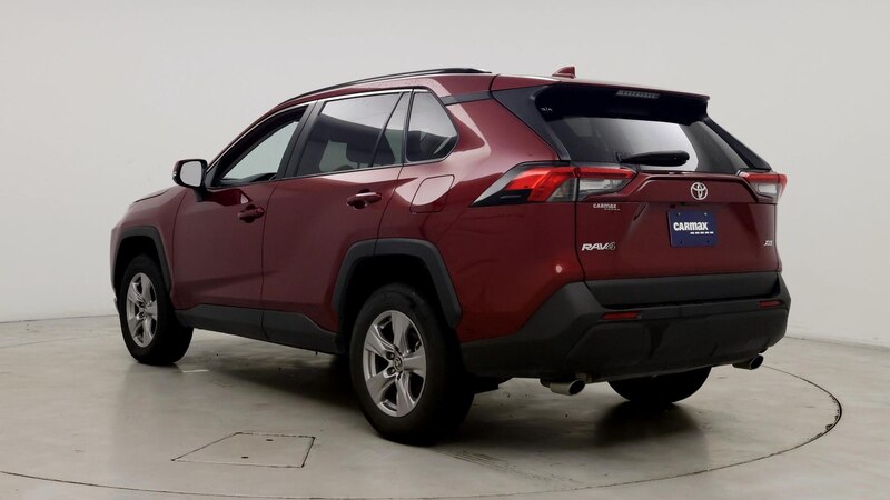 2023 Toyota RAV4 XLE 2