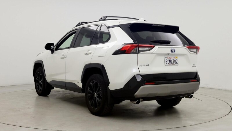 2022 Toyota RAV4 SE 2