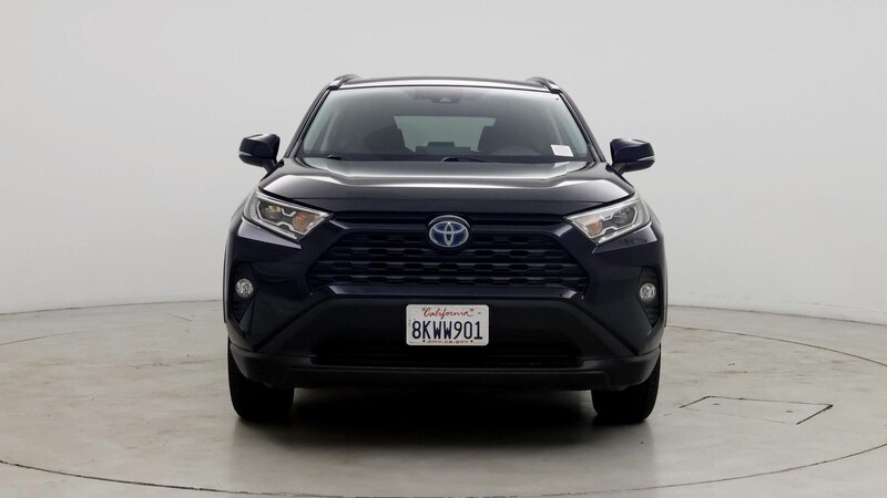 2019 Toyota RAV4 XLE 5