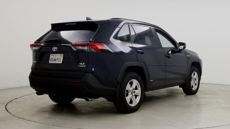 2019 Toyota RAV4 XLE 8