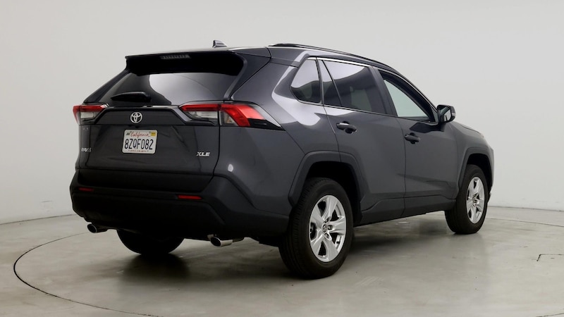 2021 Toyota RAV4 XLE 8