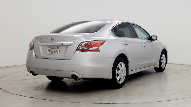 2015 Nissan Altima S 8