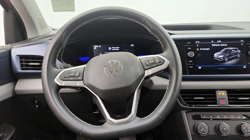 2022 Volkswagen Taos SE 10