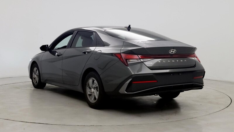 2024 Hyundai Elantra SE 2