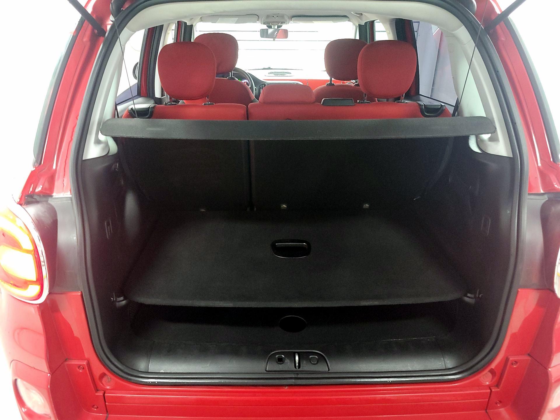 Thumbnail: 2014 Fiat 500L - 17