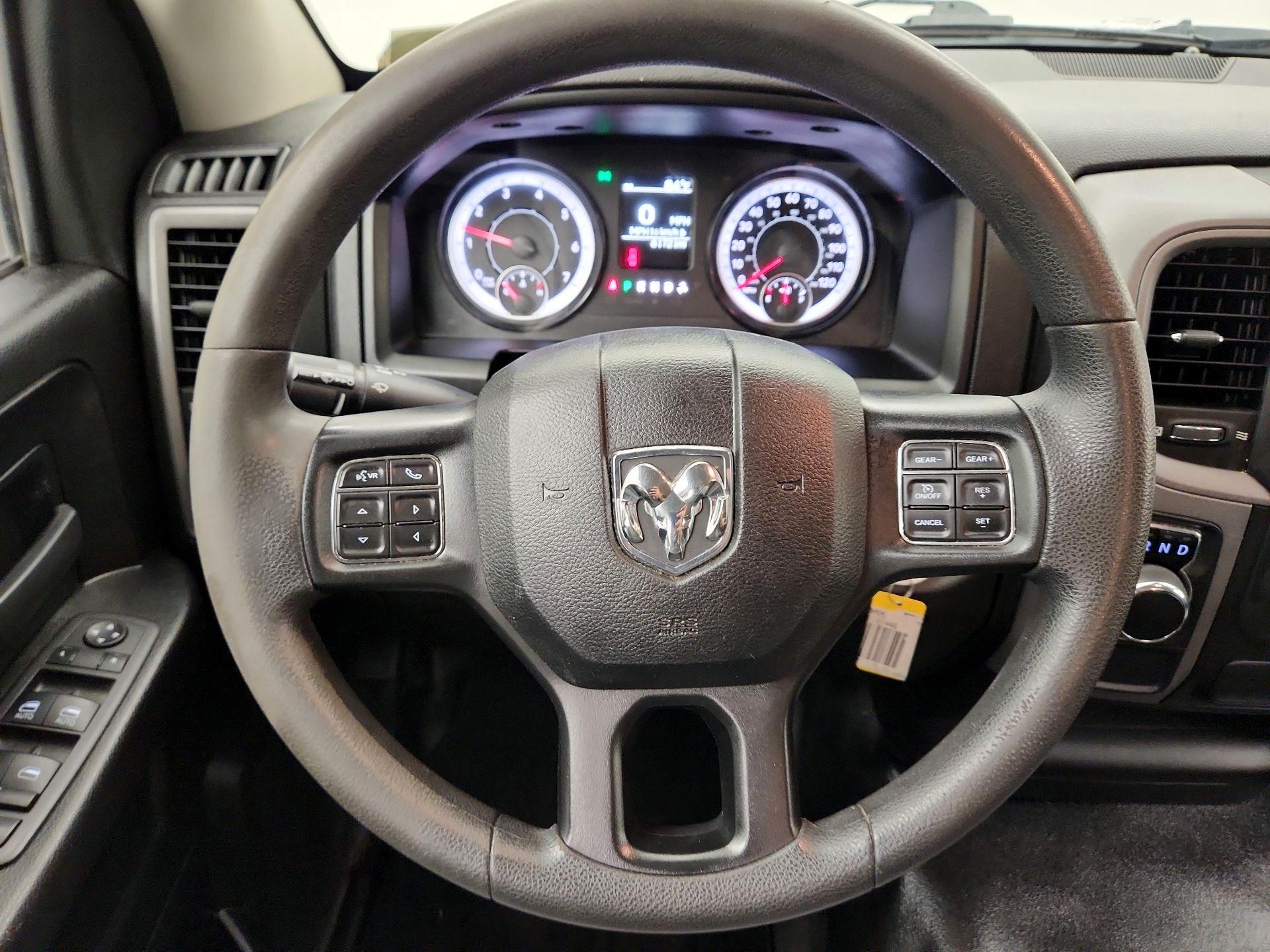Thumbnail: 2022 RAM 1500 Classic - 10
