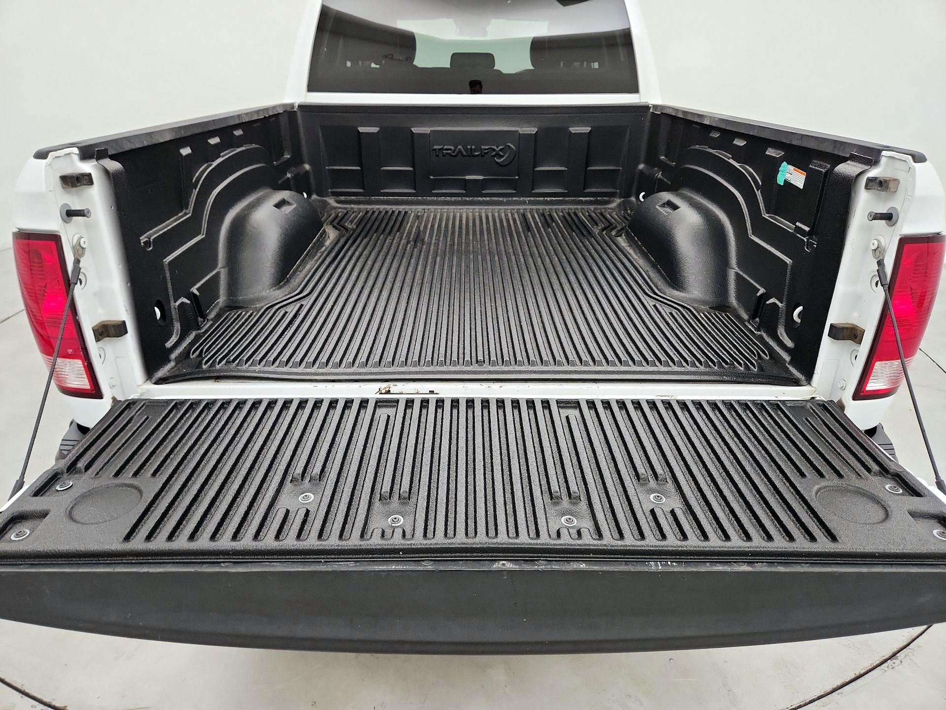 Thumbnail: 2022 RAM 1500 Classic - 20