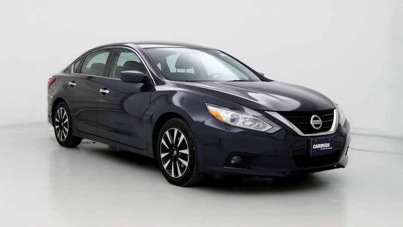 2018 Nissan Altima SV Hero Image