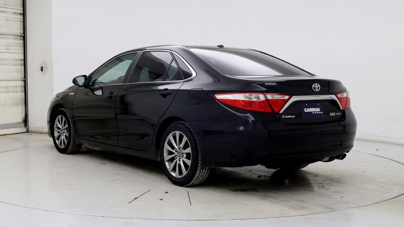 2015 Toyota Camry XLE 2