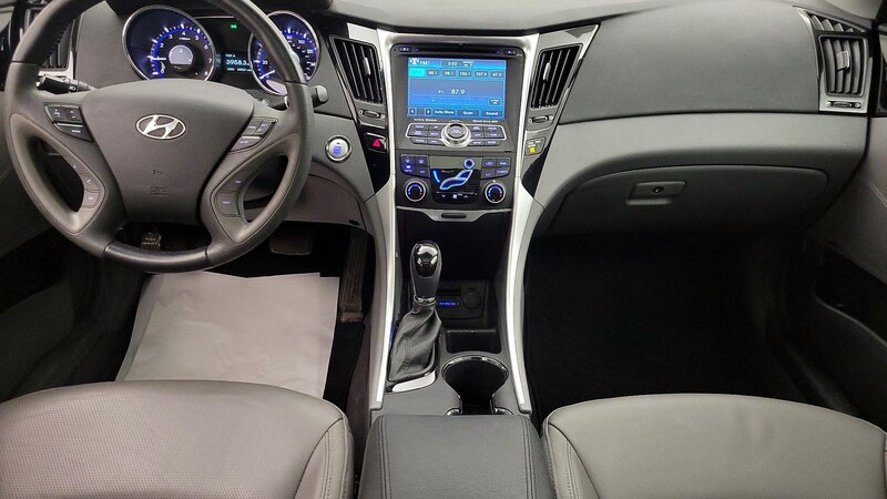 2013 Hyundai Sonata Limited 9